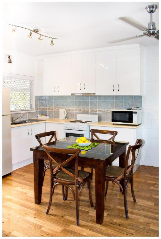 Clifton Sands Holiday Units Клифтон-Бич Номер фото
