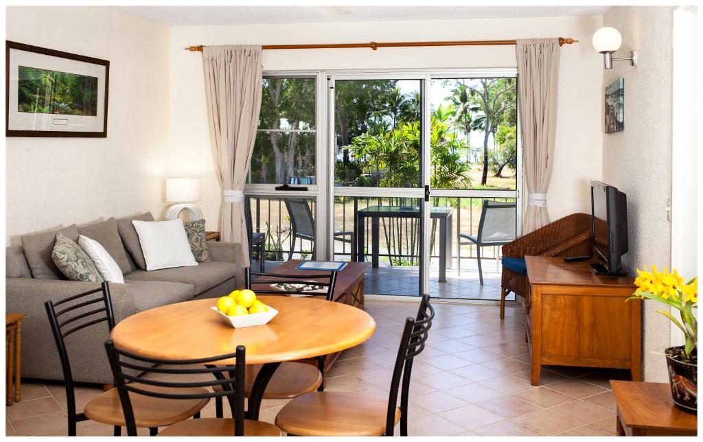 Clifton Sands Holiday Units Клифтон-Бич Номер фото