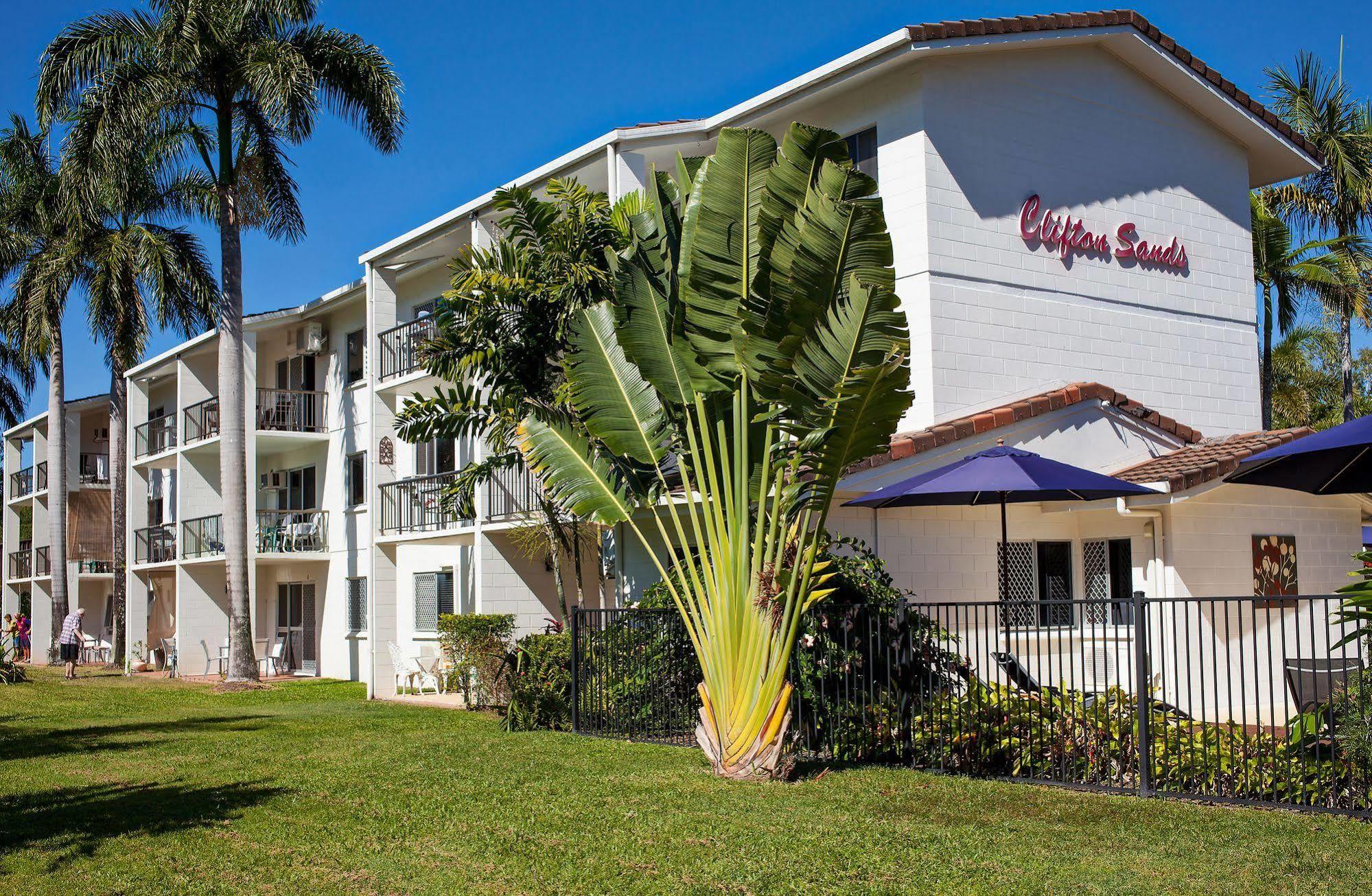 Clifton Sands Holiday Units Клифтон-Бич Экстерьер фото